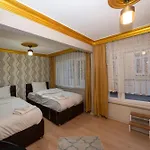 Sweet Hotel